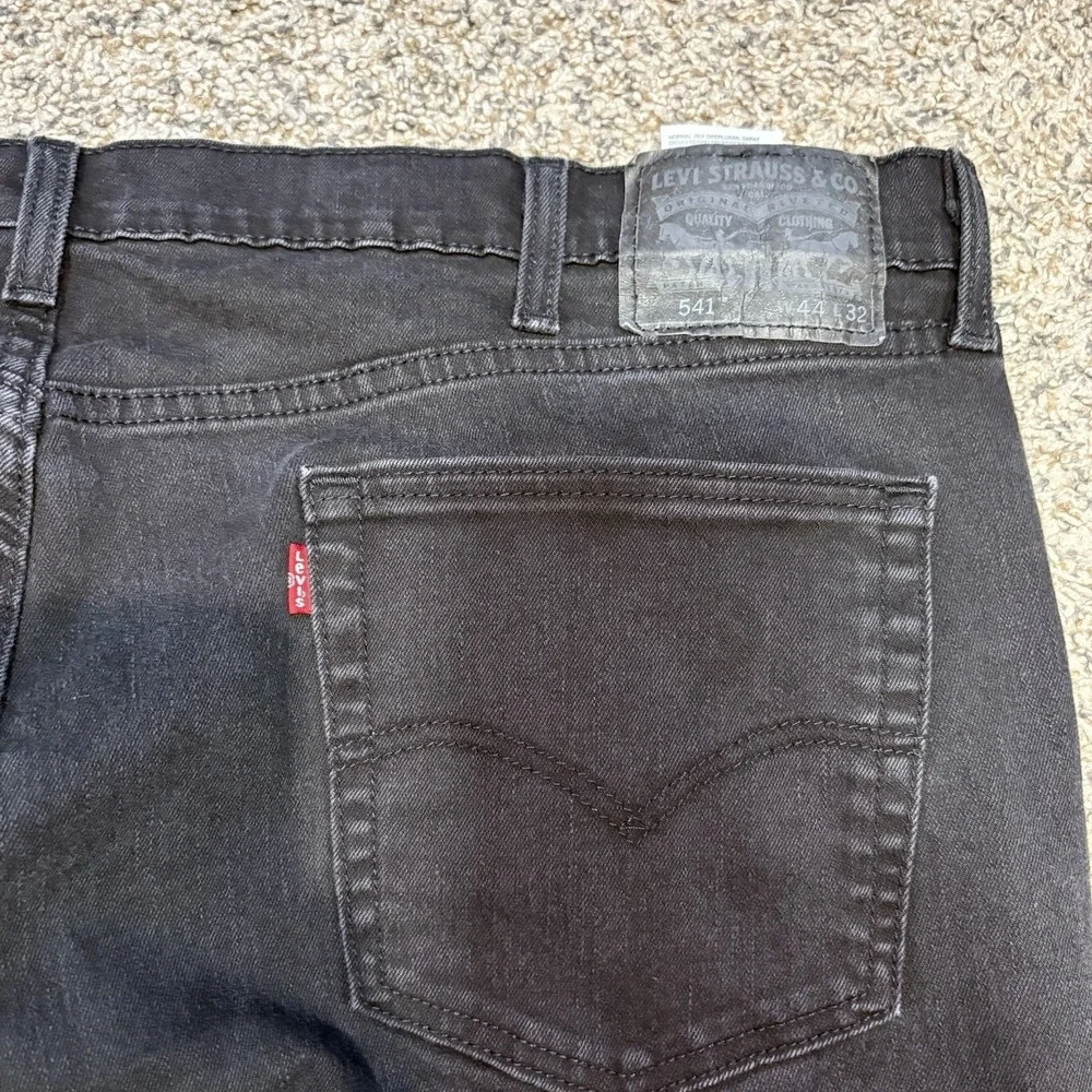 Levi's 541 Men's Black Wash Jeans W44 L32‎ Athletic Taper Stretch